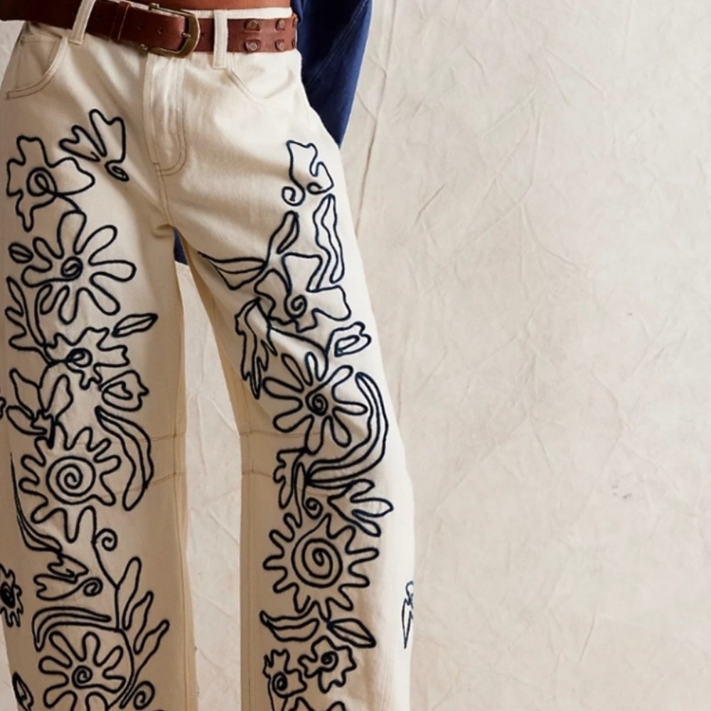 Free People White Wide Leg Jeans with Black Floral Doodle Print - Picture 3 of 9